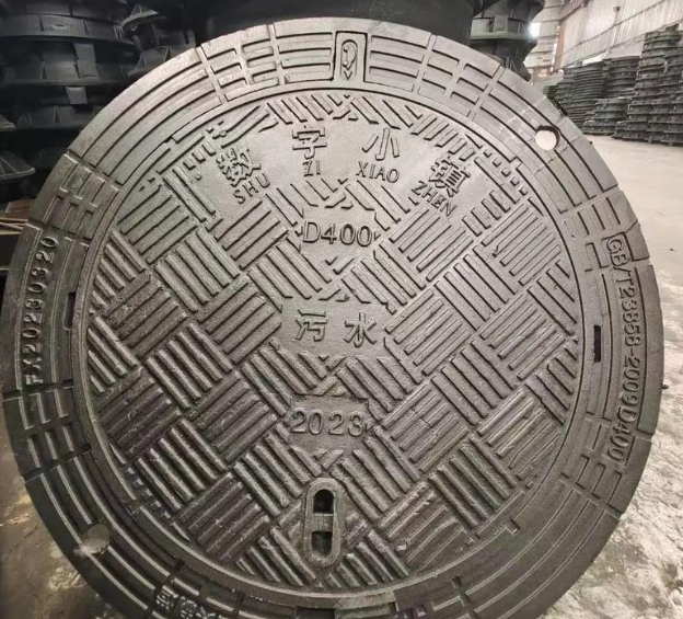 永清球墨铸铁防沉降井盖展示